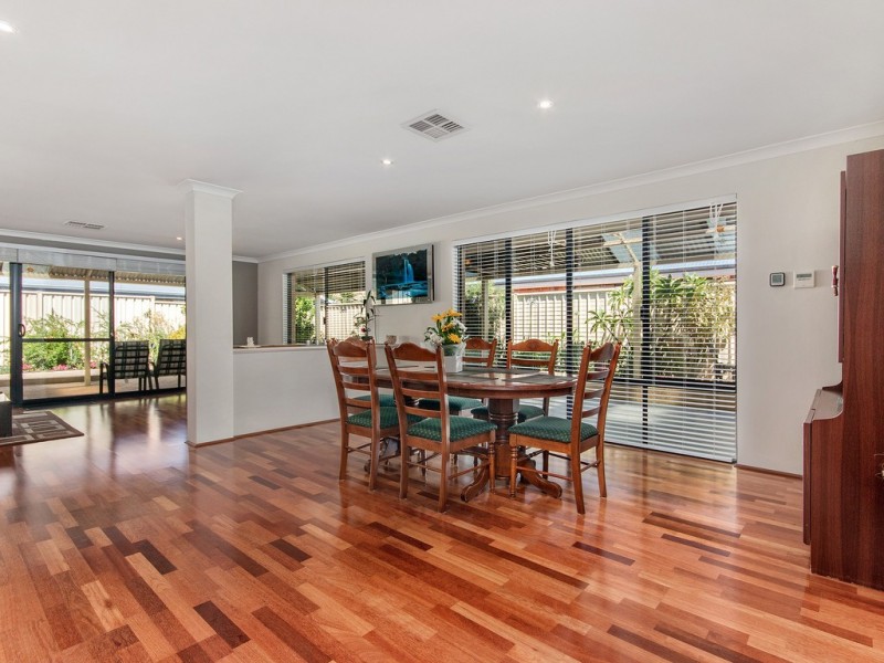 6 Hamlet Pass, Pinjarra WA 6208