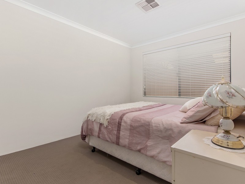 6 Hamlet Pass, Pinjarra WA 6208