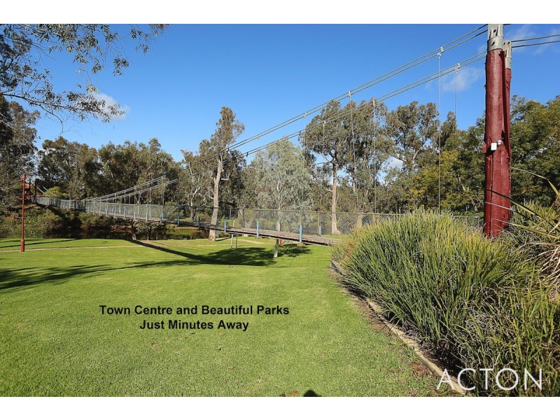 6 Hamlet Pass, Pinjarra WA 6208