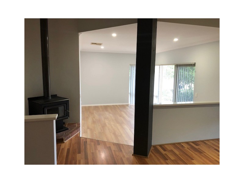 7 Gannet Rise, Halls Head WA 6210