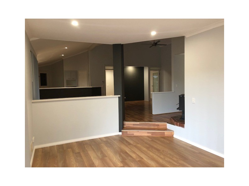 7 Gannet Rise, Halls Head WA 6210