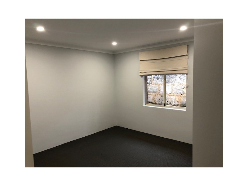 7 Gannet Rise, Halls Head WA 6210