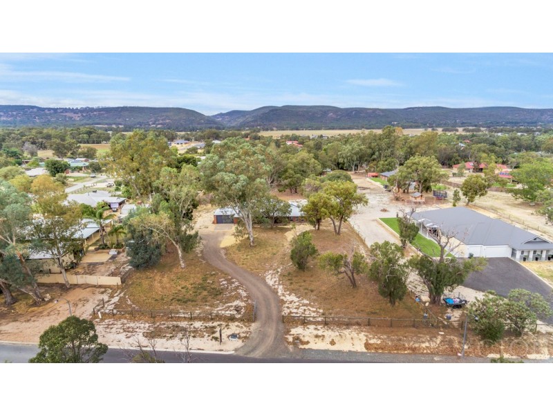 53 Hardey Road, Serpentine WA 6125