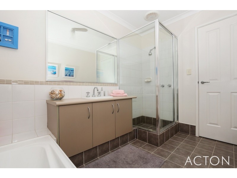 22 Scarab Court, Halls Head WA 6210