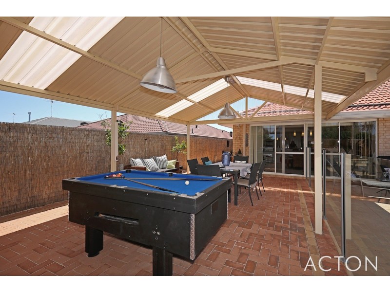 22 Scarab Court, Halls Head WA 6210