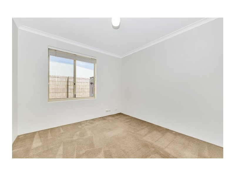 17 Northport Boulevard, Wannanup WA 6210