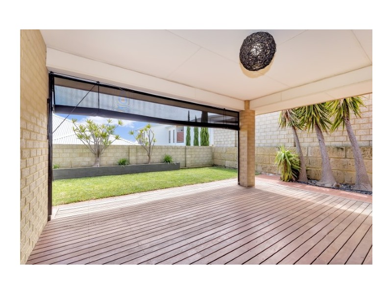 17 Northport Boulevard, Wannanup WA 6210