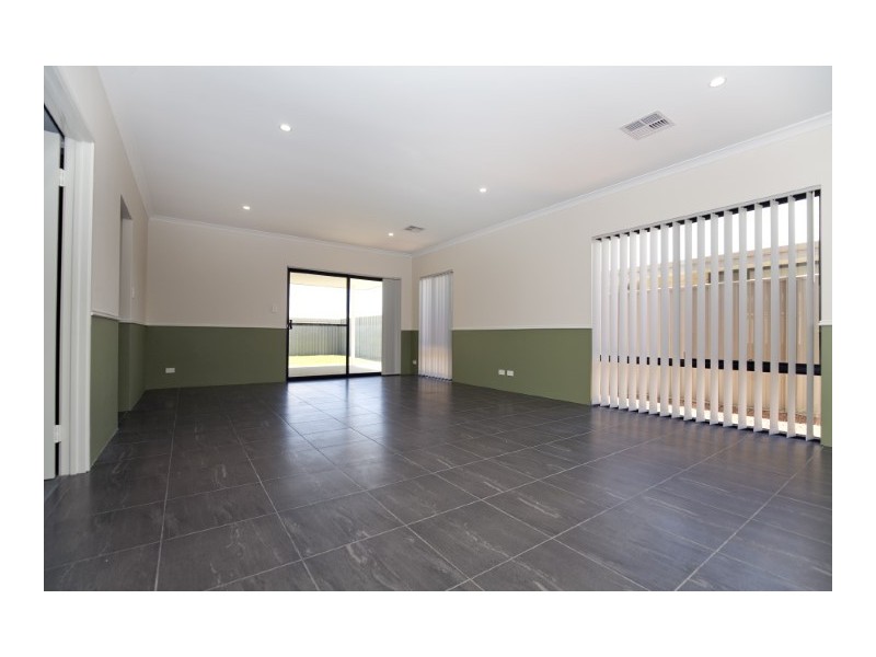 39 Pegus Meander, South Yunderup WA 6208