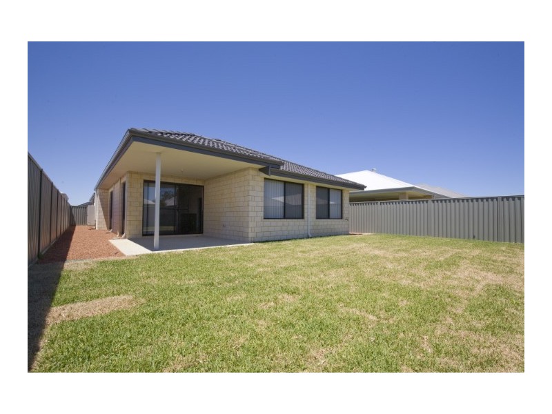 39 Pegus Meander, South Yunderup WA 6208