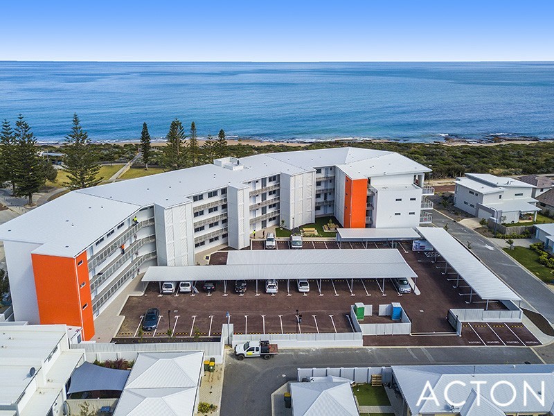 18/150 Boardwalk Boulevard, Halls Head WA 6210