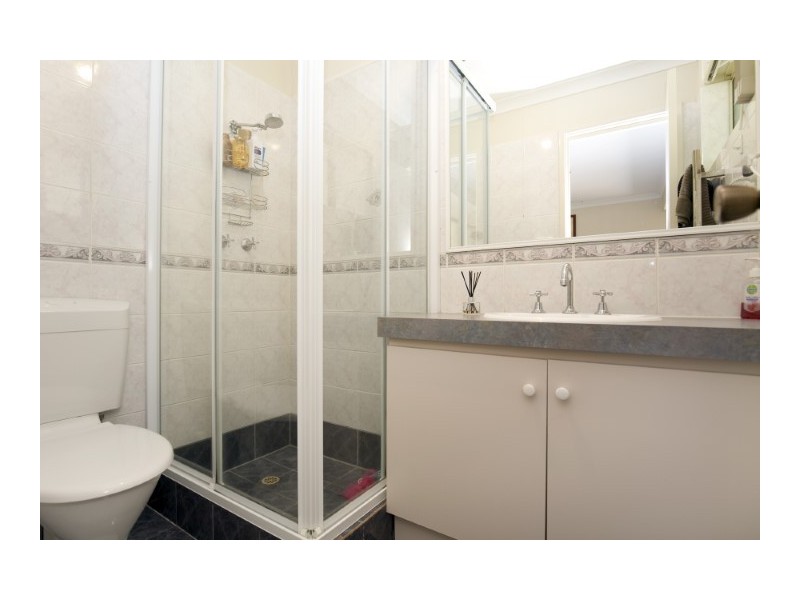 4 Summerhill Drive, Stake Hill WA 6181