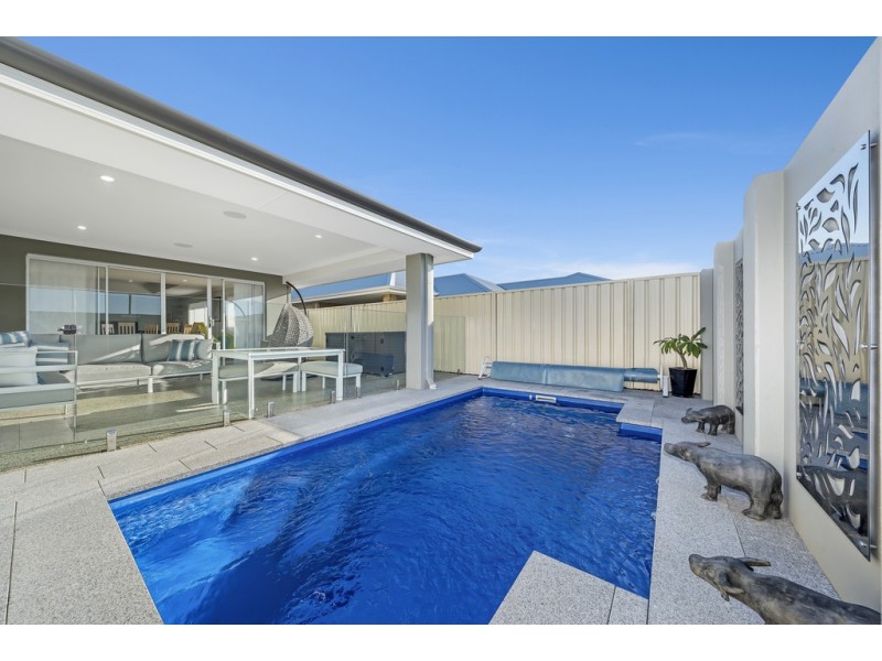 18 Minstrell Way, Madora Bay WA 6210