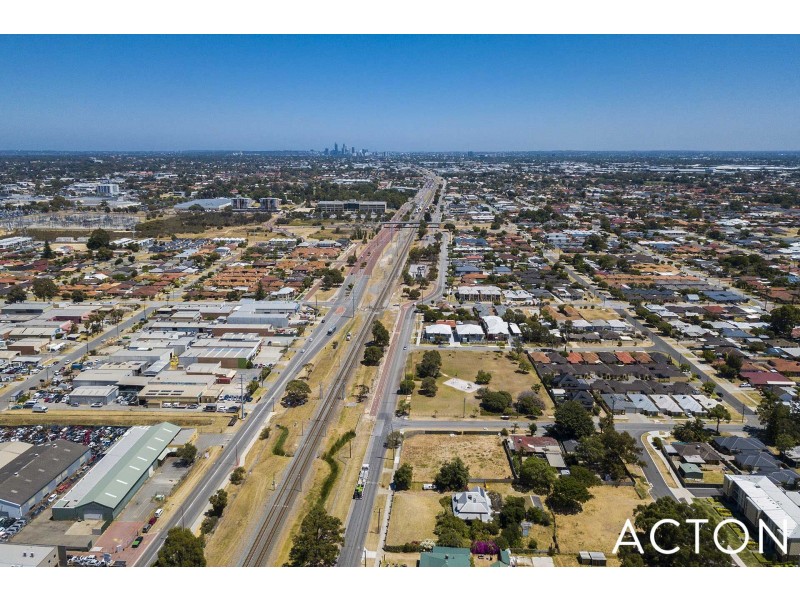 336 Railway Parade, Beckenham WA 6107