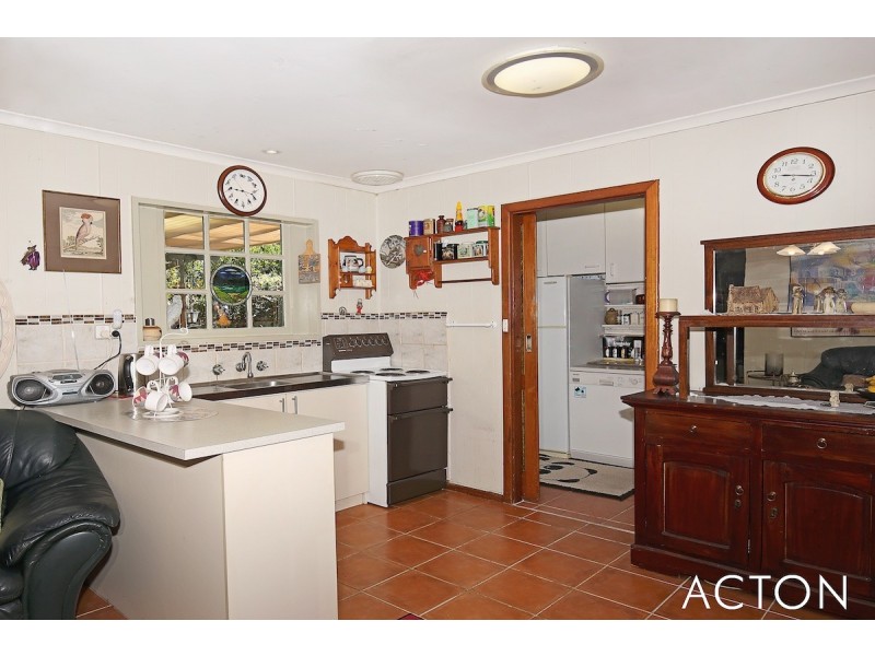 6 Brooking Road, Coodanup WA 6210