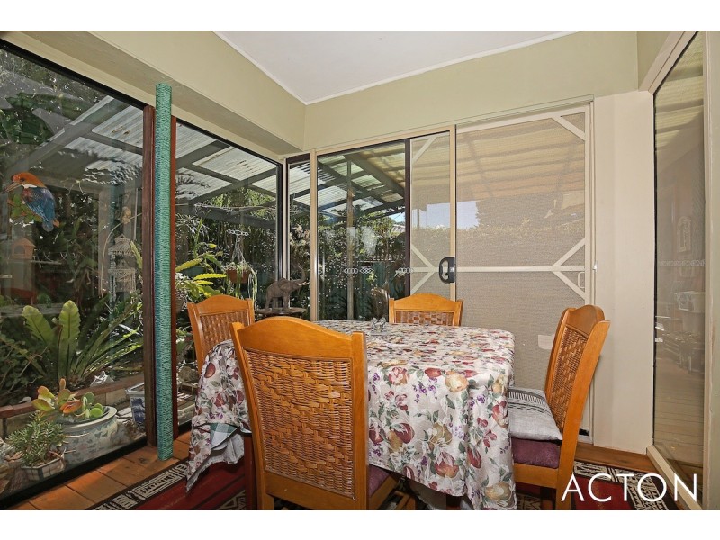 6 Brooking Road, Coodanup WA 6210