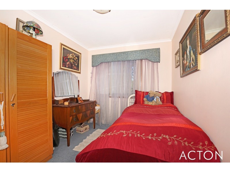 6 Brooking Road, Coodanup WA 6210