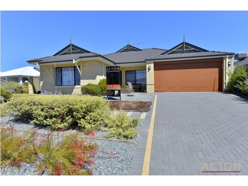 42 Drosera Turn, Halls Head WA 6210