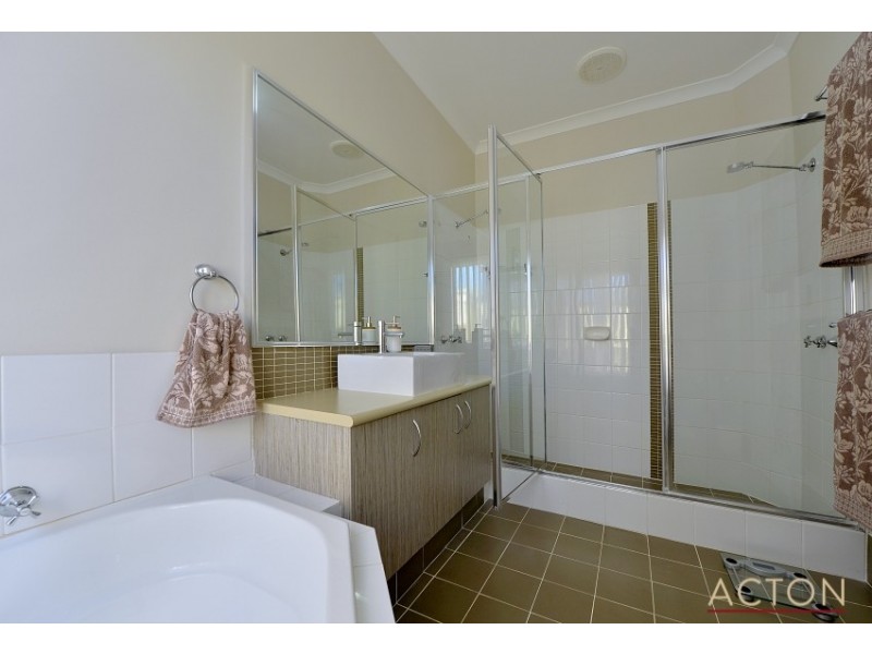 42 Drosera Turn, Halls Head WA 6210