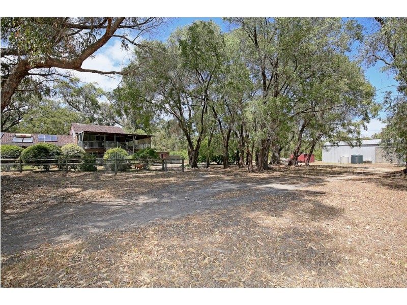 214 Newnham Road, Lake Clifton WA 6215
