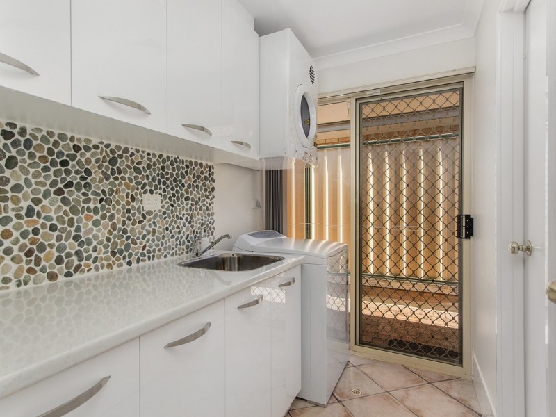 15 Chennile Vista, Halls Head WA 6210