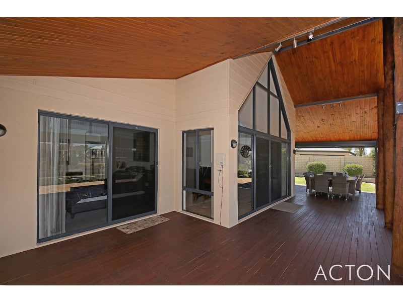 44 Banksia Terrace, South Yunderup WA 6208