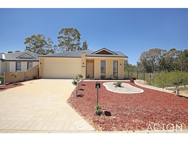 4 Sutcliffe Retreat, South Yunderup WA 6208