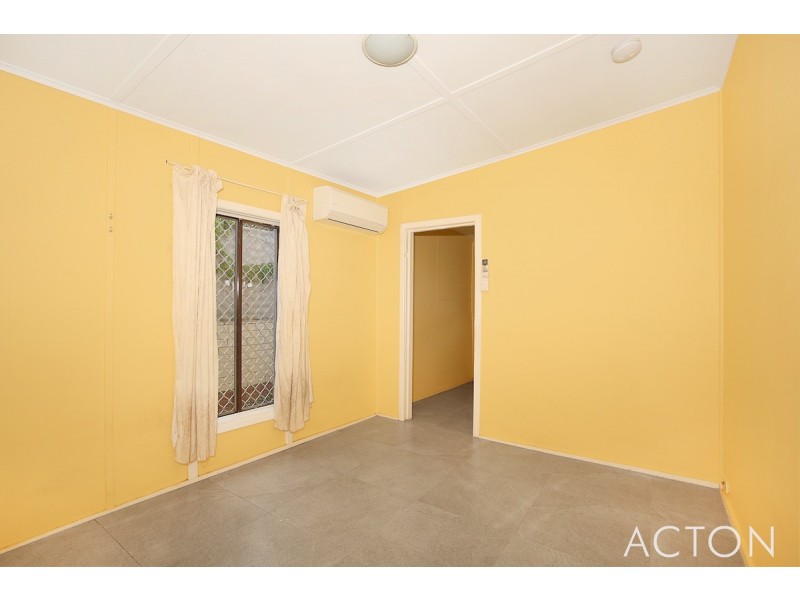 43 Wyeree Road, Mandurah WA 6210