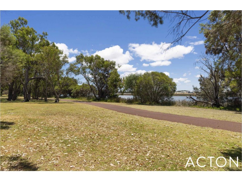 25 Walpole Way, Erskine WA 6210