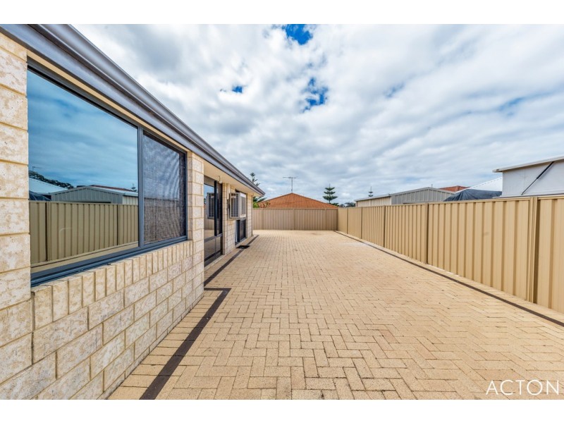 8 Devonshire Retreat, Falcon WA 6210