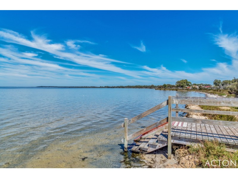 8 Devonshire Retreat, Falcon WA 6210