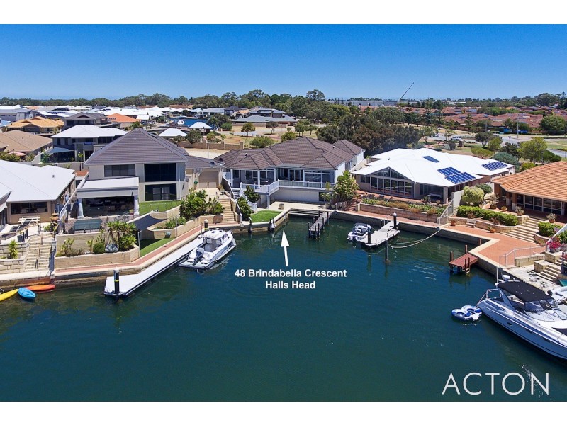 48 Brindabella Crescent, Halls Head WA 6210