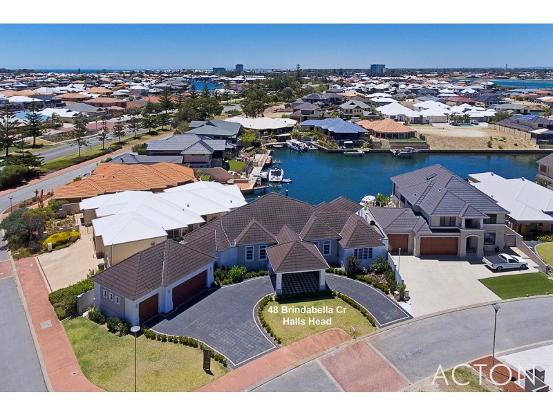 48 Brindabella Crescent, Halls Head WA 6210