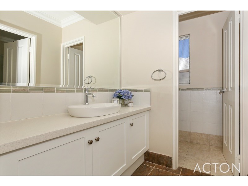 48 Brindabella Crescent, Halls Head WA 6210