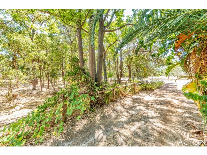 9 Summerfield Road, Serpentine WA 6125