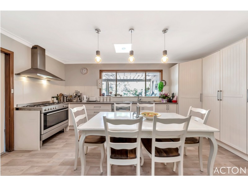 9 Summerfield Road, Serpentine WA 6125