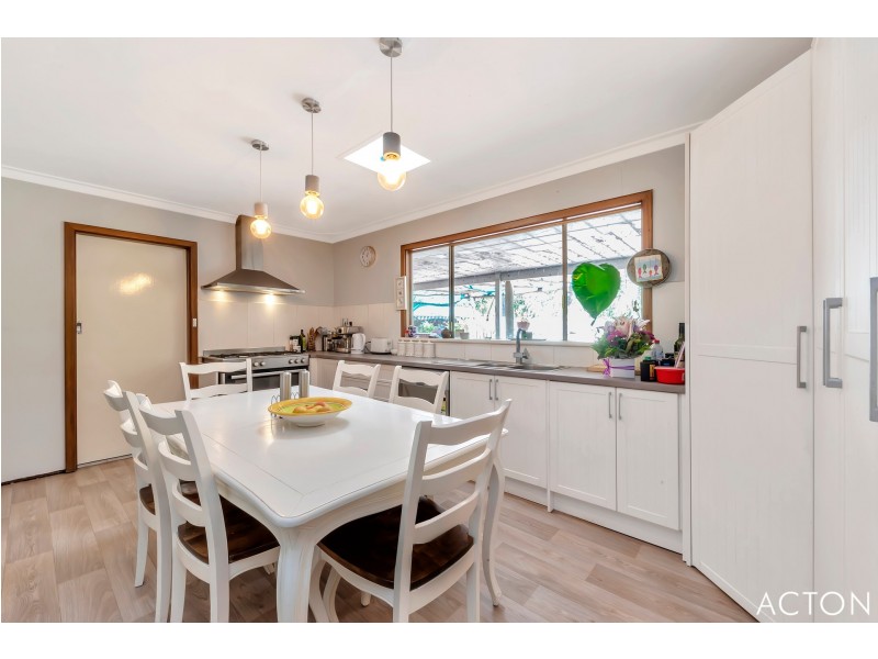 9 Summerfield Road, Serpentine WA 6125