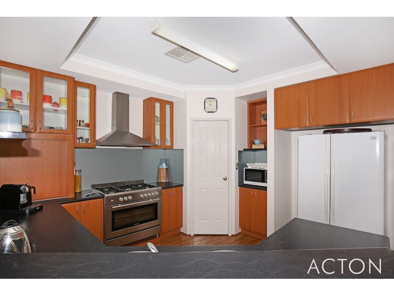 9 Bottlebrush Lane, Wannanup WA 6210