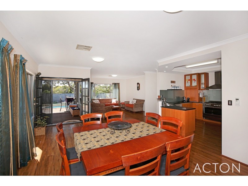 9 Bottlebrush Lane, Wannanup WA 6210