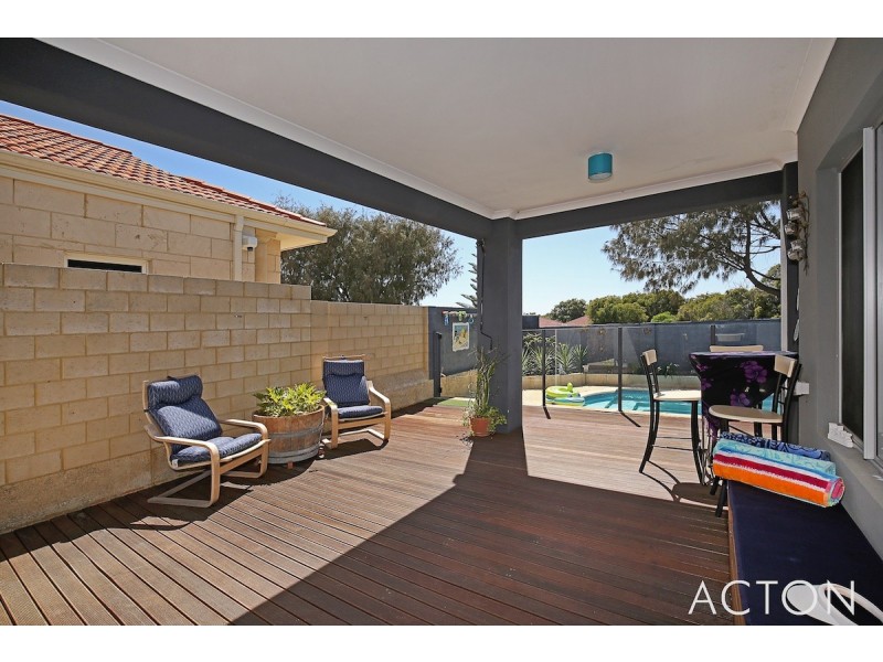 9 Bottlebrush Lane, Wannanup WA 6210