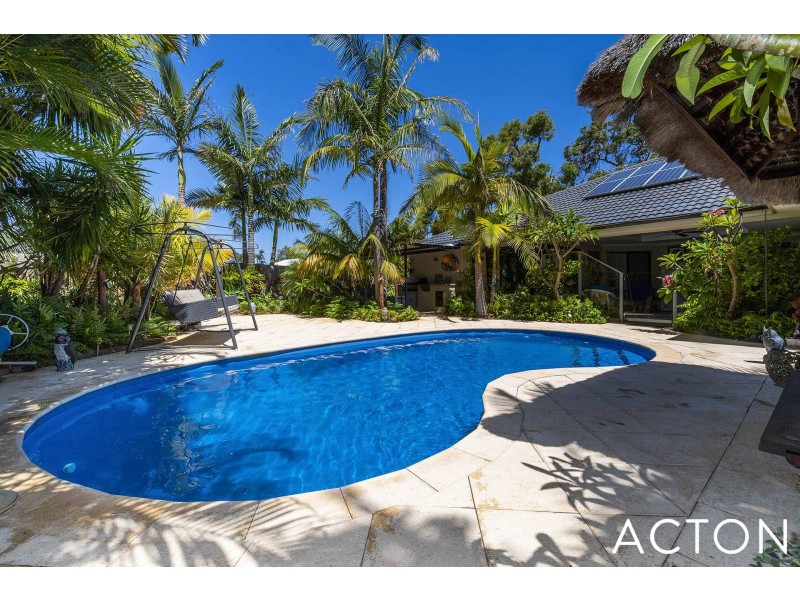 2 Maggie Way, Coodanup WA 6210