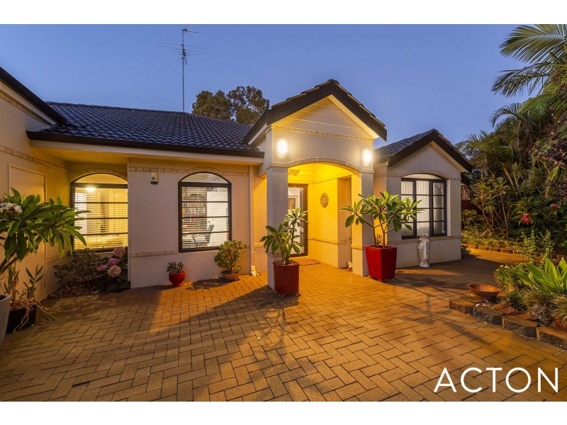 2 Maggie Way, Coodanup WA 6210