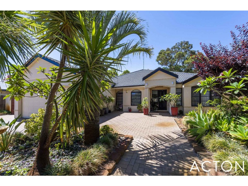 2 Maggie Way, Coodanup WA 6210