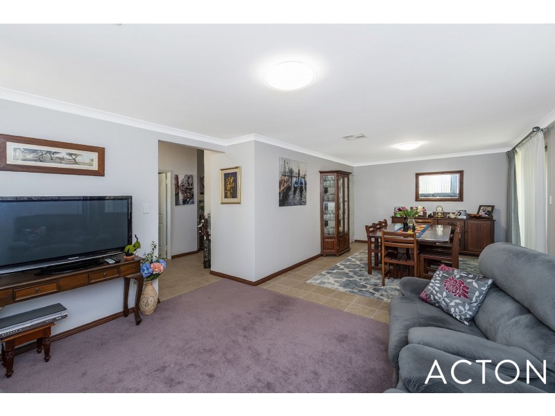 2 Maggie Way, Coodanup WA 6210