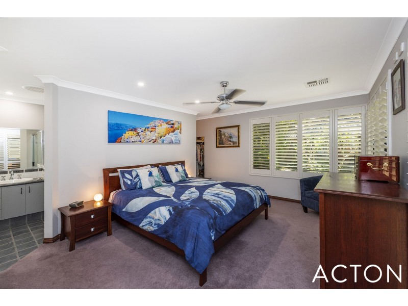 2 Maggie Way, Coodanup WA 6210