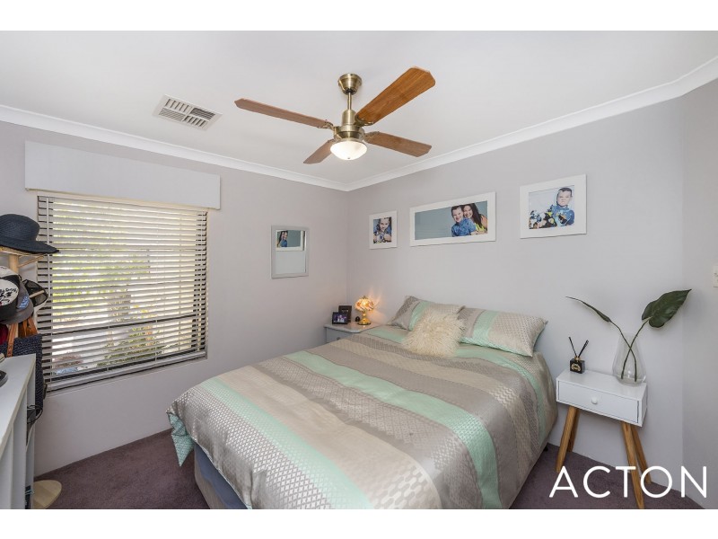 2 Maggie Way, Coodanup WA 6210