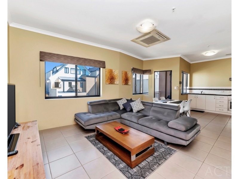 3/19 Breakwater Parade, Mandurah WA 6210