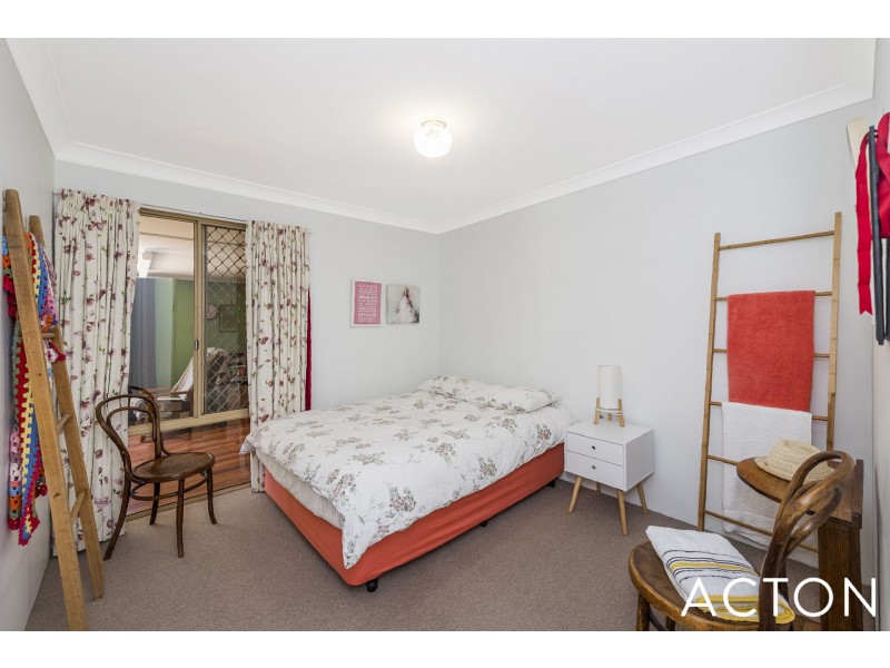 5 Briar Court, Greenfields WA 6210