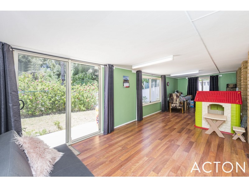 5 Briar Court, Greenfields WA 6210