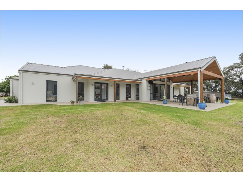 20 Chatfield Road, Serpentine WA 6125