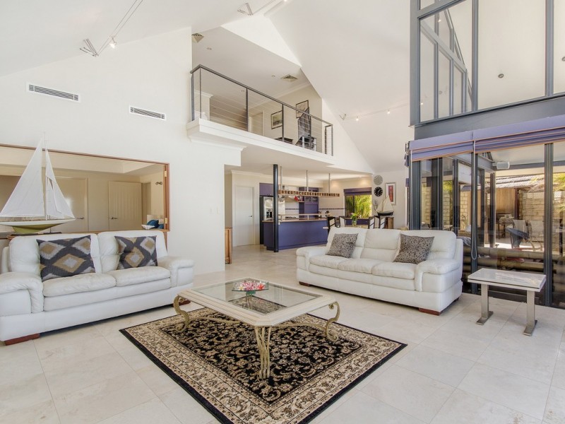 6 Fistina Ramble, Halls Head WA 6210